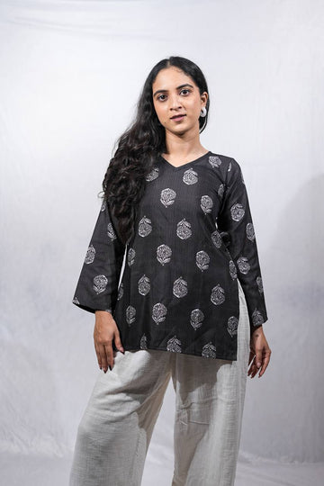 AMIEE BLACK BLOSSOM FULL SLEEVED KURTI