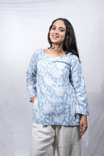 JULIEE FLORAL FULL SLEEVED KURTI